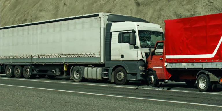 Key Distinctions of a Commercial Auto Vehicle Accident