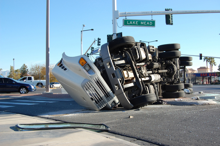 The Role of Trucking Company Negligence in Houston 18-Wheeler Accidents