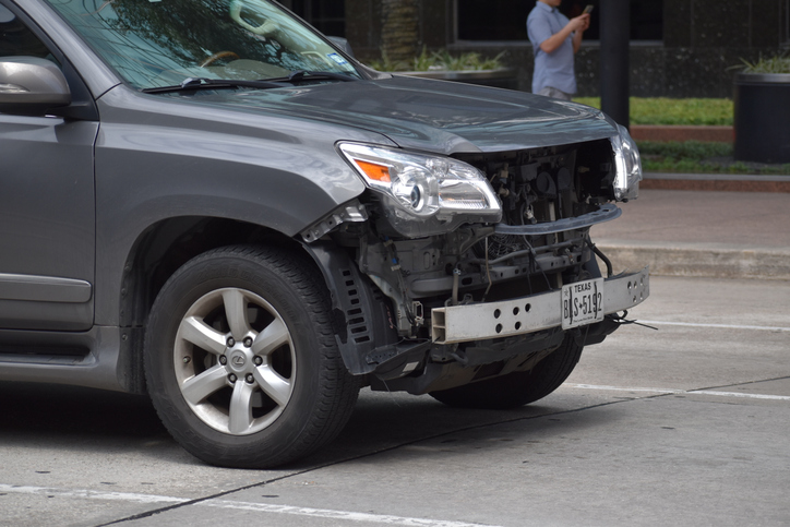 Dealing with Insurance Companies After a Houston Car Crash: Avoiding Common Pitfalls