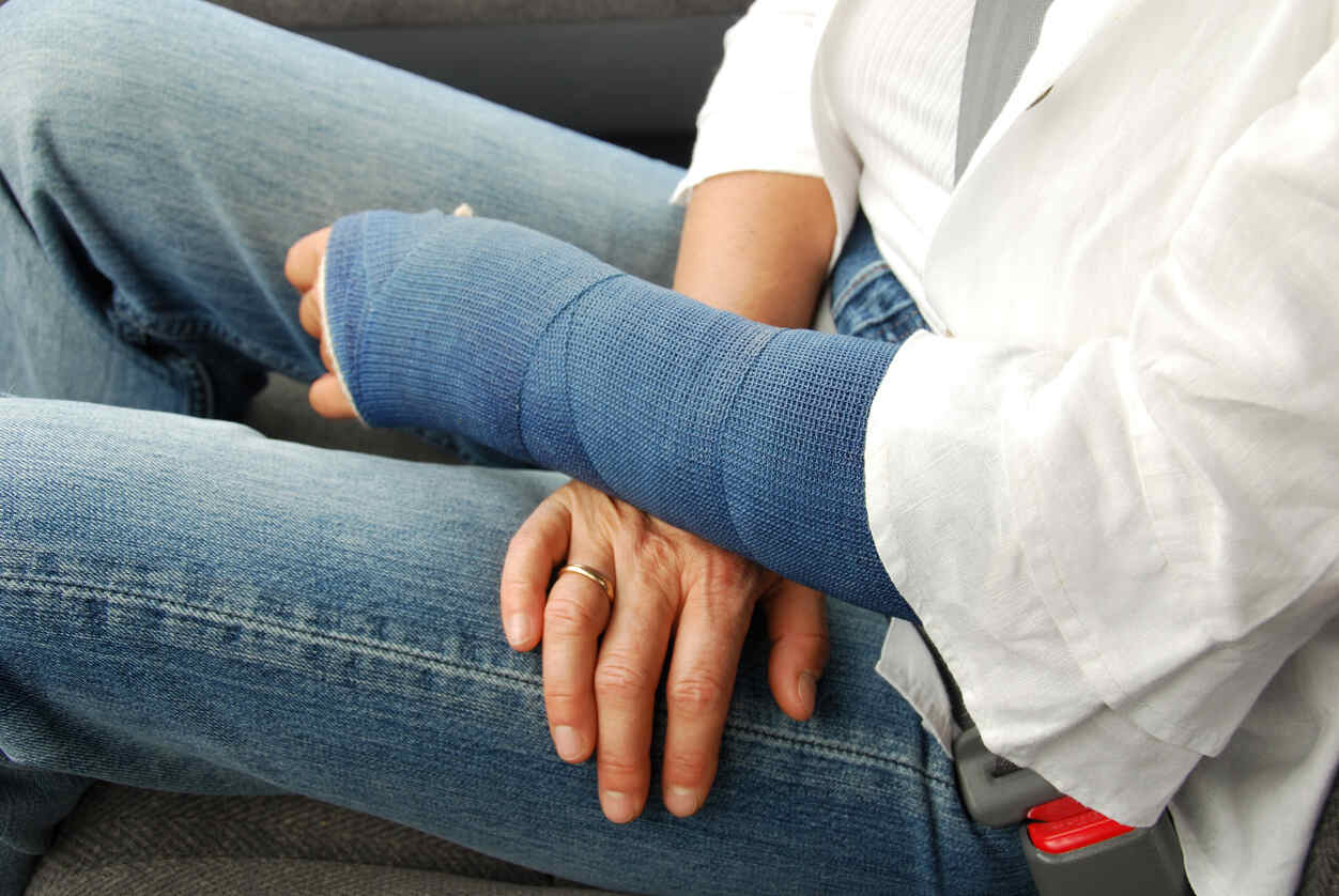 Broken Bones After a Car Accident Attorney Houston