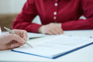 Employer liability in Texas distracted driving crashes explained